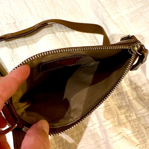 Coach Like New Vintage Leather Crossbody Bag - Picture 4 of 6